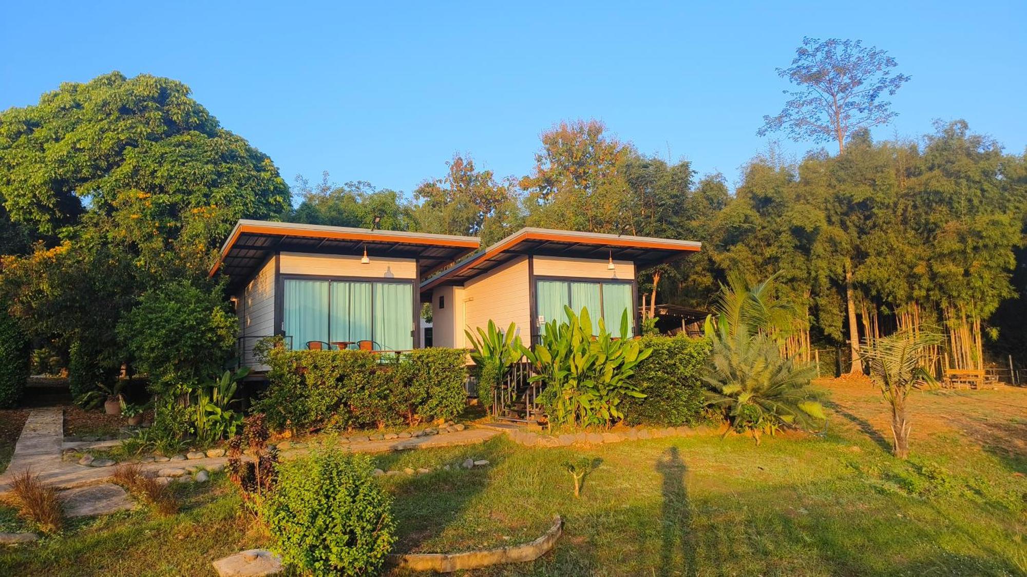 นะลาวิว รีสอร์ท ปัว Nala View Resort プワ エクステリア 写真